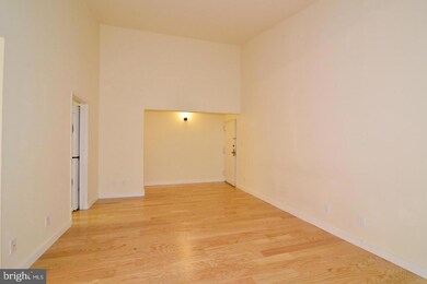 11803 Breton Ct unit 32C, Reston, VA 20191 - photo 6