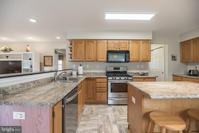 606 Willow Ct, Glassboro, NJ 08028 - photo 5