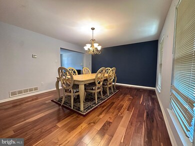 25 Annamarie Dr, Morrisville, PA 19067 - photo 5