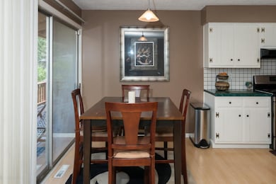 5926FairwayCirc-6