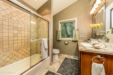 10S090 Springbrook Dr, Naperville, IL 60565 - photo 2