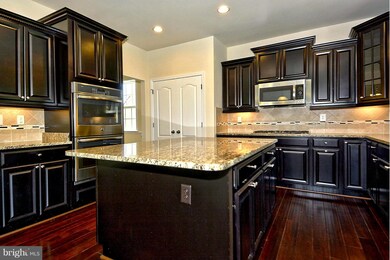 2027 Brodick Ln, Gambrills, MD 21054 - photo 4