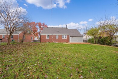 271 Carilla Ln, Columbus, OH 43228 - photo 4