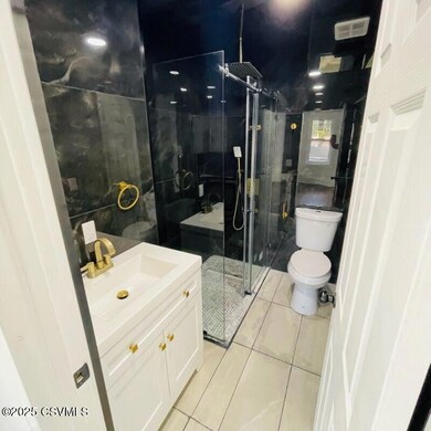 1354 W Gowen St unit 1356, Coal Township, PA 17866 - photo 6