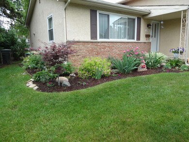 5705 Loganwood Rd, Columbus, OH 43229 - photo 2