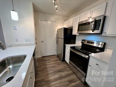 20 Hamiltons Harbor Dr unit 838, Clover, SC 29710 - photo 2