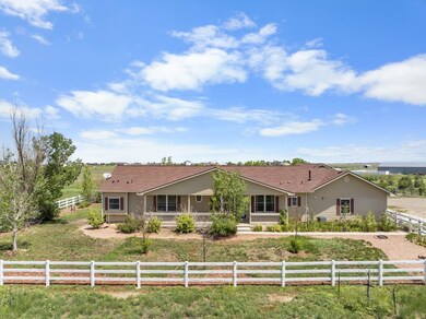 2aaHouse Front