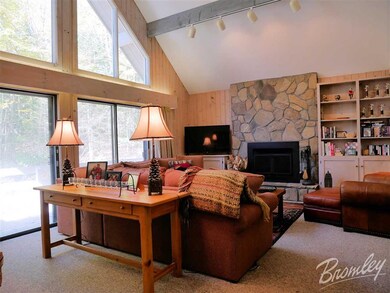 300 Sap Bucket Cir unit 3E, Peru, VT 05152 - photo 5