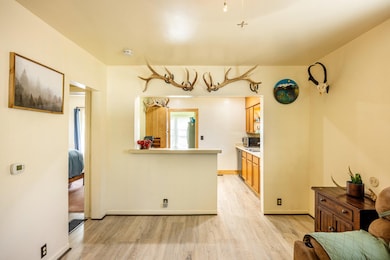 04 Living Room