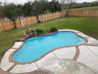 2402 Daytona Ct, Friendswood, TX 77546 - photo 3