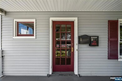 511 Grove St, Dunellen, NJ 08812 - photo 7