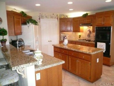 Beautifully remodeled center island granite kitche