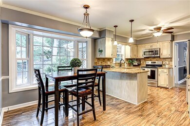 Eat in kitchen