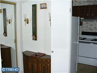 1475 Mount Holly Rd unit R10, Beverly, NJ 08010 - photo 5