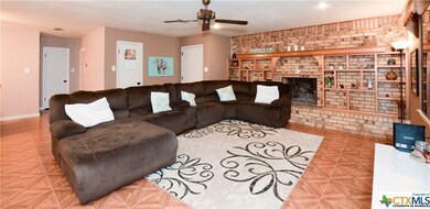 1101 Rhonda Lee St, Copperas Cove, TX 76522 - photo 4