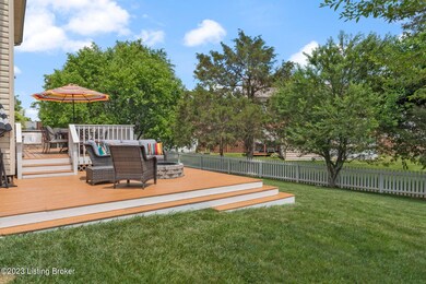 8921 Fox Chase Place, Louisville, KY 40228 - photo 4