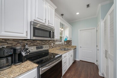 226 E Cypress Ave, Defuniak Springs, FL 32433 - photo 4