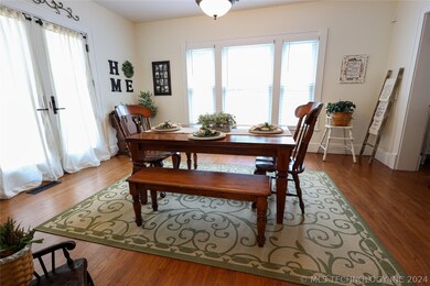 1221 E 2nd St, Sulphur, OK 73086 - photo 7