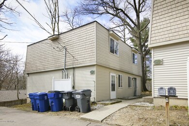 140 Arlington-102
