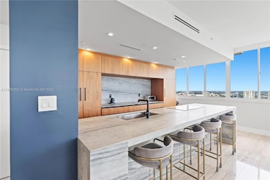 The Landmark Club Condominium unit PH6, Aventura, FL 33180 - photo 5