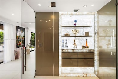 710 + 700 S Shore Dr, Miami Beach, FL 33141 - photo 5