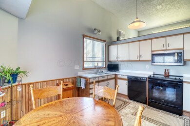 Dining Area1_3