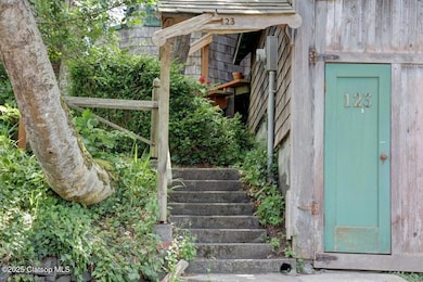 123 W 1st St, Cannon Beach, OR 97110 - photo 2
