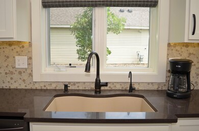 821 Aurora Cir, Red Wing, MN 55066 - photo 7