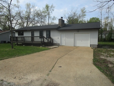 Attached Garage