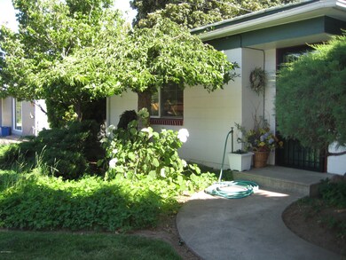 Inviting entry