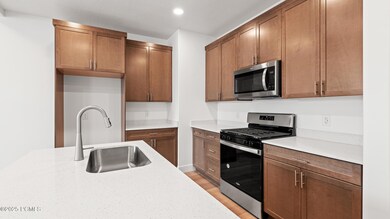 8_p1054525