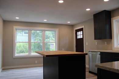 224 SW 3rd Ave, Grand Rapids, MN 55744 - photo 6