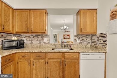 6703 Bonnett Ct, Laurel, MD 20707 - photo 6