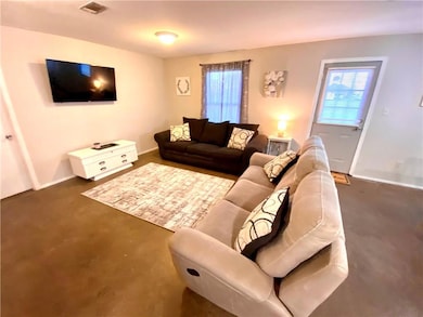 Right unit living
