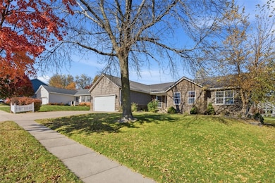 6812 Underwood Ave SW, Cedar Rapids, IA 52404 - photo 2