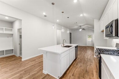 19923 Wild Horse Hollow Ln, Tomball, TX 77377 - photo 7