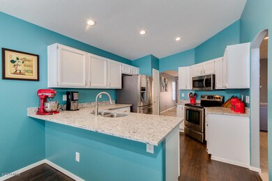 Kitchen w/new Quartz