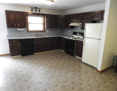 21 Mountain Dr unit 102, Mount Pocono, PA 18344 - photo 2