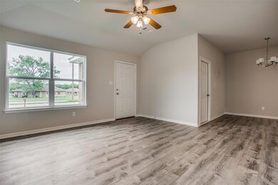 2907 Cardinal Dr unit A, Ennis, TX 75119 - photo 3