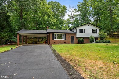 22856 Gunston Dr, Lexington Park, MD 20653 - photo 3