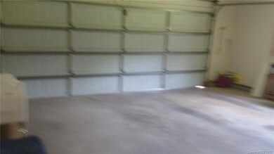 2142 Oklahoma Ct, Lincolnton, NC 28092 - photo 6