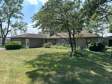 2120 S 3rd St, Niles, MI 49120 - photo 2