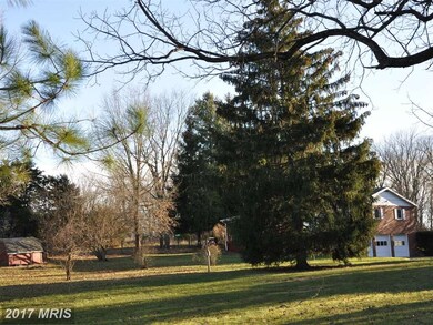 3939 Greensburg Rd, Martinsburg, WV 25404 - photo 4