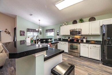 1433 Creeks Edge Ct, Fleming Island, FL 32003 - photo 4