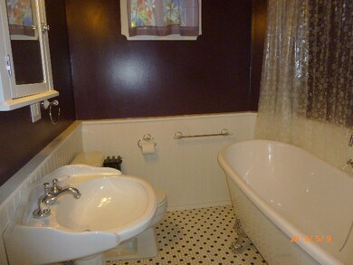 88 Pekin St, Providence, RI 02908 - photo 5