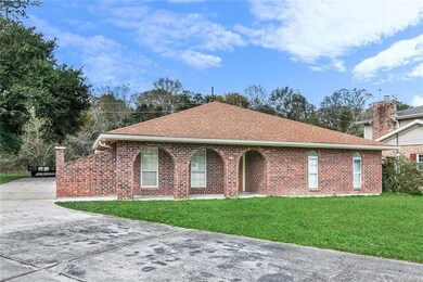 117 Langridge Dr, Belle Chasse, LA 70037 - photo 2