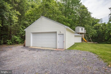 1087 Pemberton Ln, Lothian, MD 20711 - photo 5