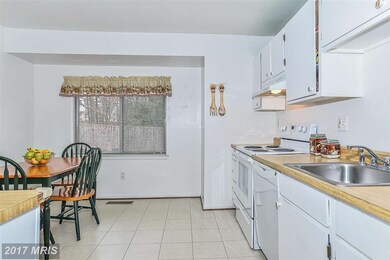 2322 Bedfordshire Cir, Reston, VA 20191 - photo 6