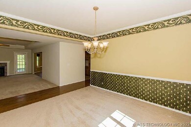 1726 S Broadway St, Skiatook, OK 74070 - photo 5