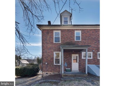 20 Park Ln, Reading, PA 19606 - photo 2